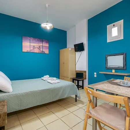 Elegant Near The Sea Apartman *